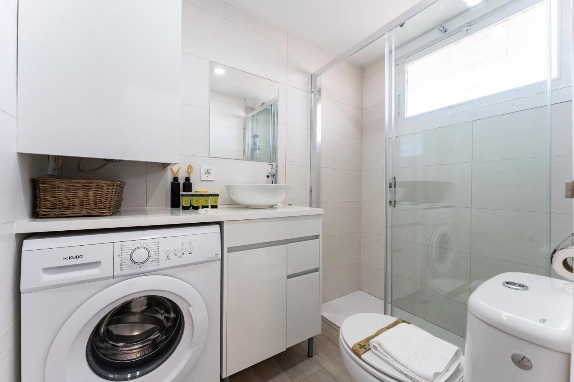 Bhost - Torrealmadena Appartement Benalmádena Buitenkant foto