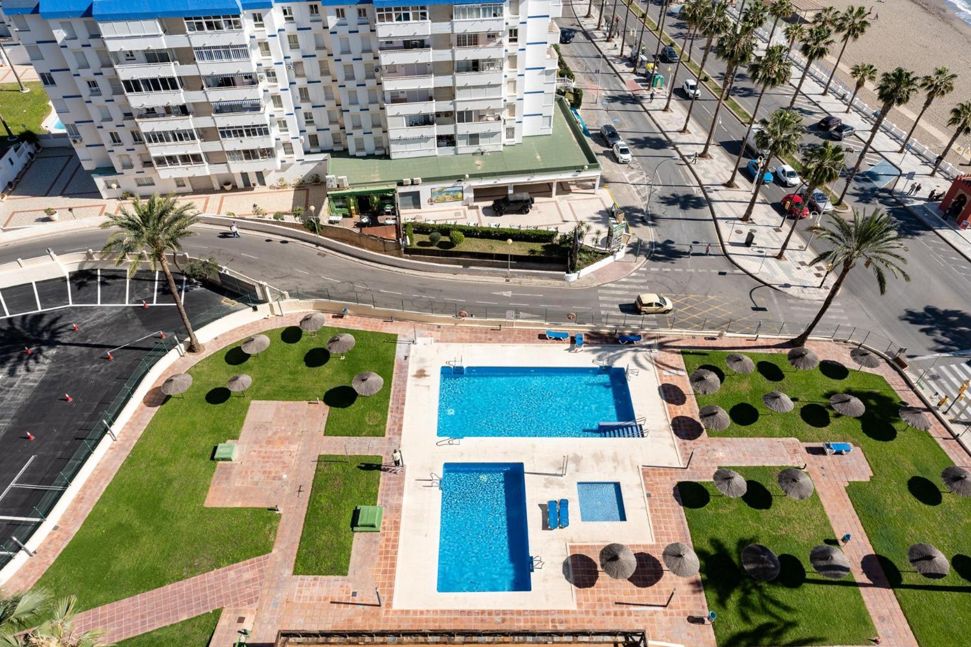 Bhost - Torrealmadena Appartement Benalmádena Buitenkant foto